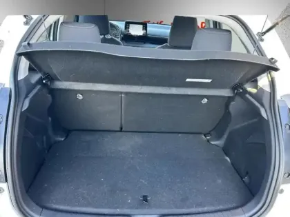 Photo 12 Toyota Yaris Hybride 116h Dynamic