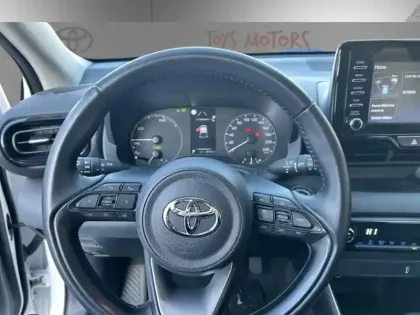 Photo 16 Toyota Yaris Hybride 116h Dynamic