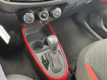 Photo 14 Toyota Aygo 1.0 VVT-i 72 Design CVT