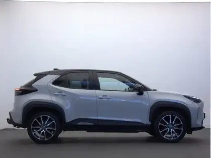 Photo 6 Toyota Yaris Hybride 1.5 HYBRID 116H GR SPORT AUTO