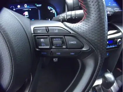 Photo 12 Toyota Yaris Hybride 1.5 HYBRID 116H GR SPORT AUTO