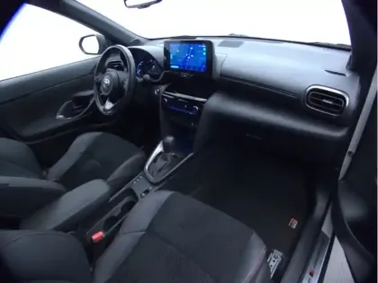 Photo 10 Toyota Yaris Hybride 1.5 HYBRID 116H GR SPORT AUTO