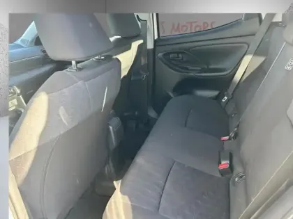 Photo 11 Toyota Yaris Hybride 116h Design MC24