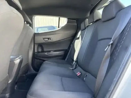 Photo 12 Toyota C-HR 1.8 HYBRIDE 122 DYNAMIC ch