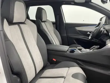 Photo 29 Peugeot 3008  Hybrid 225 e-EAT8