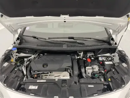 Photo 21 Peugeot 3008  Hybrid 225 e-EAT8