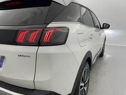 Photo 26 Peugeot 3008  Hybrid 225 e-EAT8