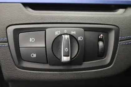 Photo 32 BMW X2  sDrive 18i 140 ch DKG7