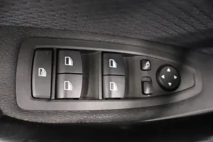 Photo 27 BMW X2  sDrive 18i 140 ch DKG7