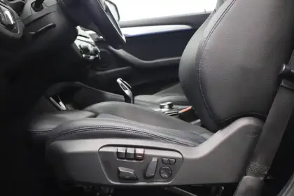 Photo 26 BMW X2  sDrive 18i 140 ch DKG7