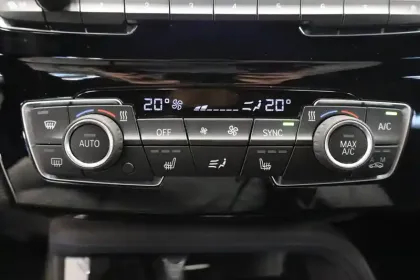 Photo 24 BMW X2  sDrive 18i 140 ch DKG7