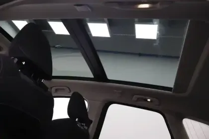 Photo 24 BMW Serie 2 Active Tourer 225e xDrive 245 ch DKG7