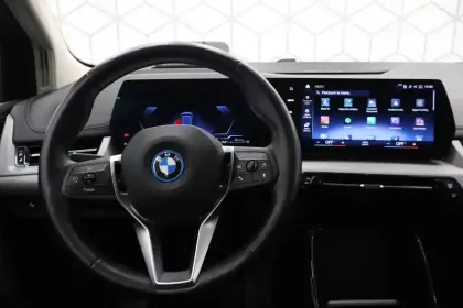 Photo 9 BMW Serie 2 Active Tourer 225e xDrive 245 ch DKG7