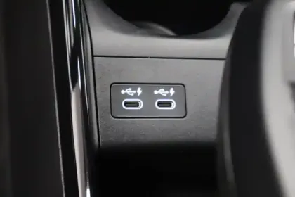 Photo 30 BMW Serie 2 Active Tourer 225e xDrive 245 ch DKG7