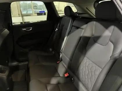 Photo 14 Volvo Xc60  T6 AWD Hybride rechargeable 253 ch+145 ch Geartronic 8