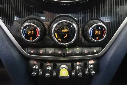 Photo 24 Mini Mini Countryman 125 - 95 ch ALL4 BVA6