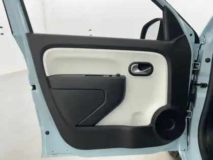 Photo 18 Renault Twingo  III Achat Intégral - 21