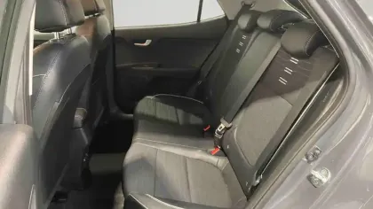 Photo 18 Kia Stonic  1.0 T-GDi 100 ch DCT7