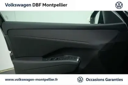 Photo 5 Volkswagen T-roc FL NOUVEAU NF 1.5 ETSI HYBRID 116CH D