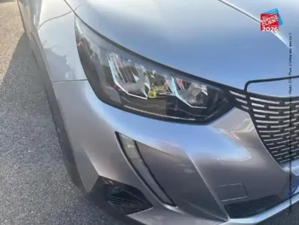 Photo 12 Peugeot 2008  e- 136ch Active Business GPS Camera