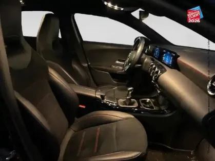 Photo 19 Mercedes Classe A  180 136ch AMG Line GPS Camera