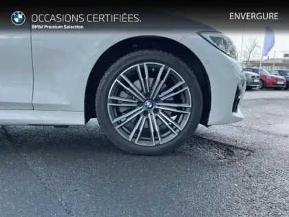 Photo 10 BMW Serie 3 Série 3 320eA 204ch M Sport