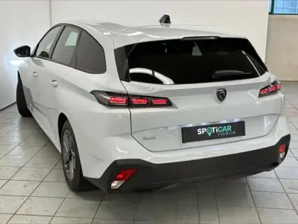 Photo 5 Peugeot 308  SW 1.5 BlueHDi 130ch S&S Active Pack EAT8