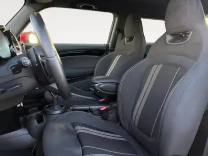 Photo 8 Mini Mini  John Cooper Works 231ch  Ultimate BVA8