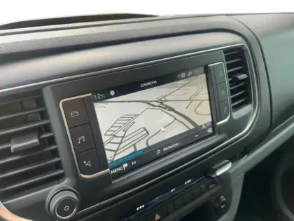 Photo 13 Peugeot Expert  Fg M 2.0 BlueHDi 180ch S&S Pack Asphalt EAT8