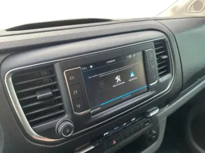 Photo 12 Peugeot Expert  Fg M 2.0 BlueHDi 180ch S&S Pack Asphalt EAT8