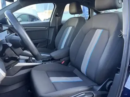 Photo 9 Audi A3  Berline 35 TFSI 150ch Design