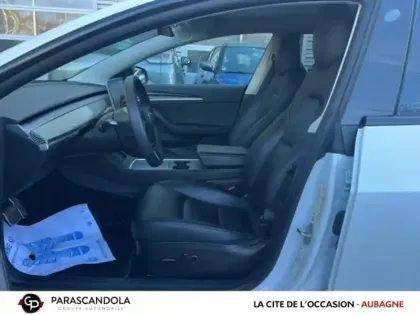 Photo 8 Tesla Model 3  Standard RWD Plus MY21