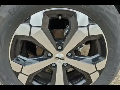 Photo 13 Dacia Bigster  1.8 hybrid 155ch Journey