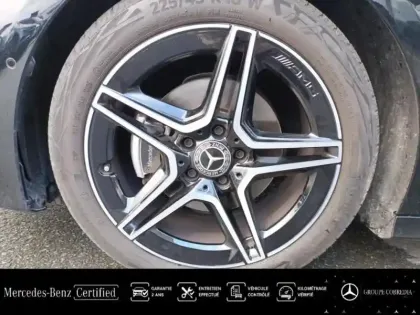 Photo 12 Mercedes Classe A  200 d 150ch AMG Line 8G-DCT