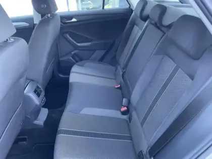 Photo 8 Volkswagen T-roc  1.0 TSI 110ch Life