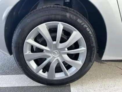 Photo 10 Opel Corsa  1.2 Turbo Hybrid 110ch Edition e-DCT6