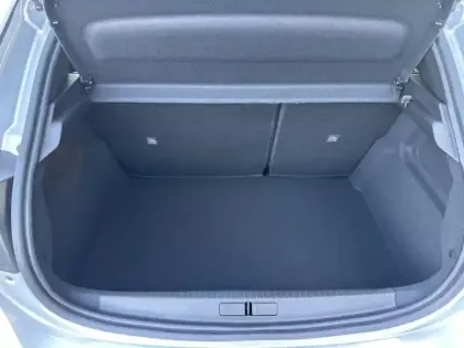 Photo 12 Opel Corsa  1.2 Turbo Hybrid 110ch Edition e-DCT6