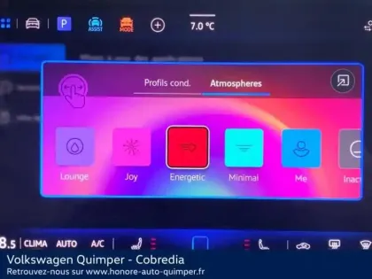 Photo 13 Volkswagen T-roc  1.5 eTSI 150ch R-Line DSG7