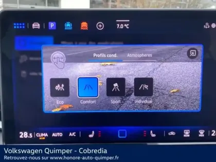 Photo 14 Volkswagen T-roc  1.5 eTSI 150ch R-Line DSG7