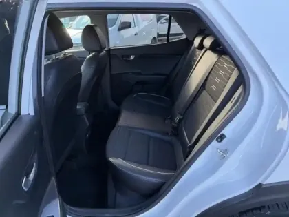 Photo 10 Kia Stonic  1.0 T-GDi 120ch MHEV GT Line Premium