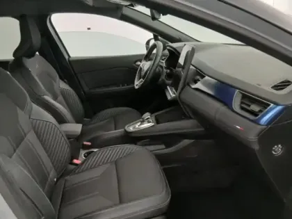 Photo 13 Renault Captur  1.6 E-Tech full hybrid 145ch esprit Alpine