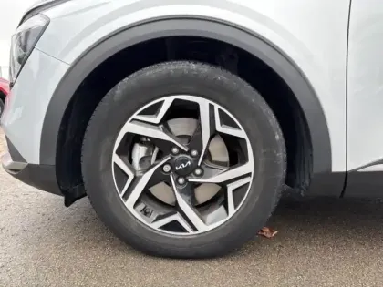 Photo 8 Kia Sportage Gén. V Ph1 Motion 5