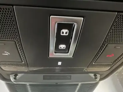 Photo 14 Land rover Range Rover Evoque Gén. II (L551) Ph1 Mk III R-Dynamic SE 5