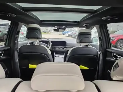 Photo 10 Kia Sportage Gén. V Ph2 GT-line Premium 5