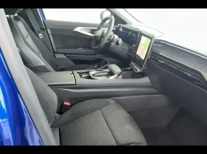 Photo 12 Renault Austral  1.2 E-Tech full hybrid 200ch Techno esprit Alpine - 24