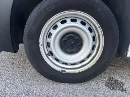 Photo 8 Peugeot Partner  Standard 650kg BlueHDi 100ch S&S Premium