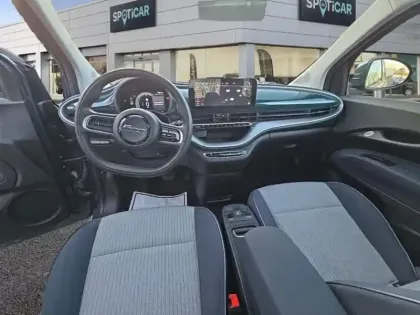 Photo 8 Fiat 500  e 118ch Icône