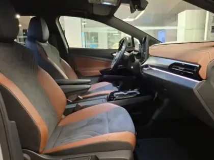 Photo 13 Volkswagen Id.4  286ch Pro 77 kWh Life Max