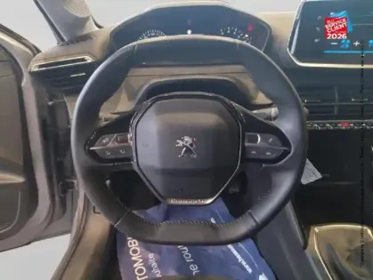 Photo 10 Peugeot 208  1.2 PureTech 75ch S&S Style