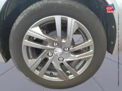 Photo 8 Peugeot 208  1.2 PureTech 75ch S&S Style